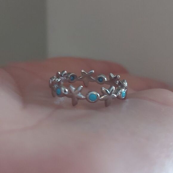 925 Sterling Silver Starfish Ring - Picture 3 of 9